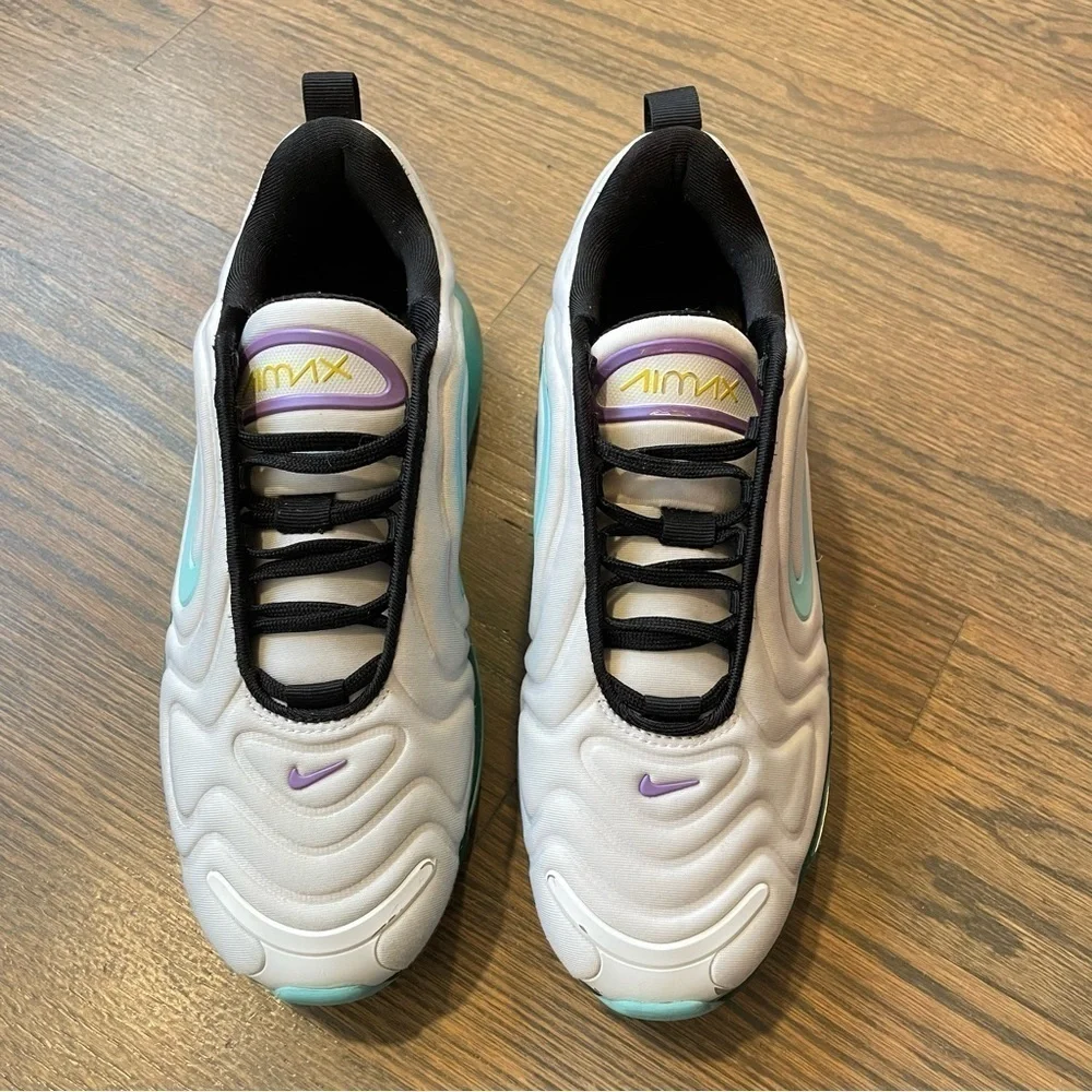 Nike Air Max 720 